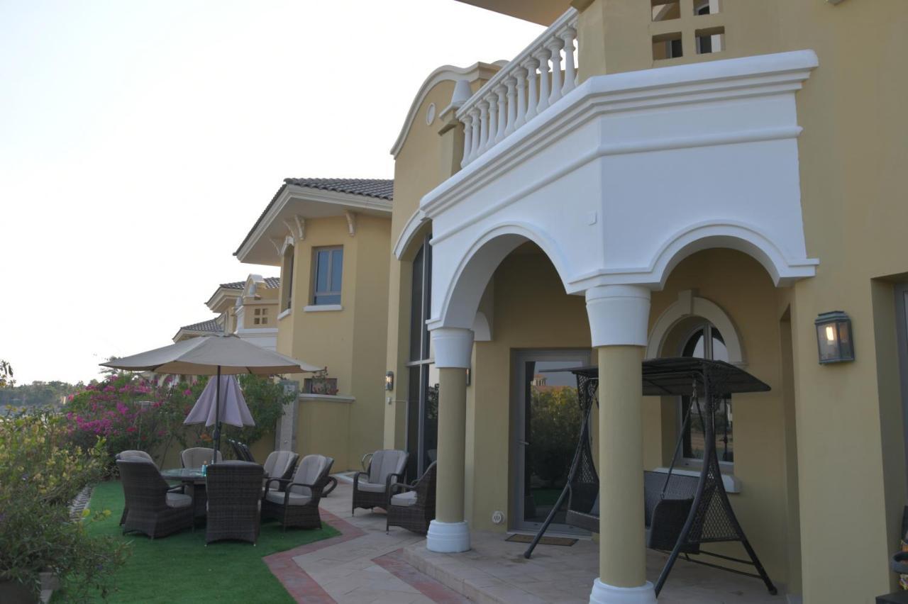 Chic 4Br Villa With Assistant Room And Private Pool On Palm Jumeirah By Deluxe Holiday Homes 두바이 외부 사진
